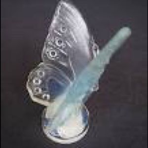 Sabino Opalescent Glass Butterfly Sculpture•1920’s
